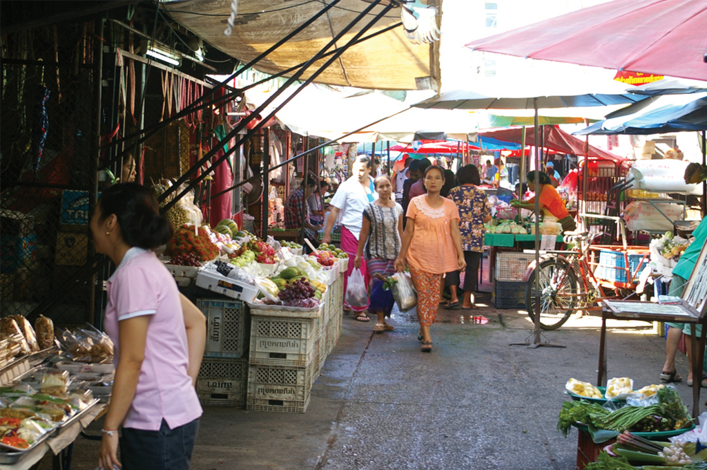 Chiang Mai Citylife - 24 Hours in Mae Sot