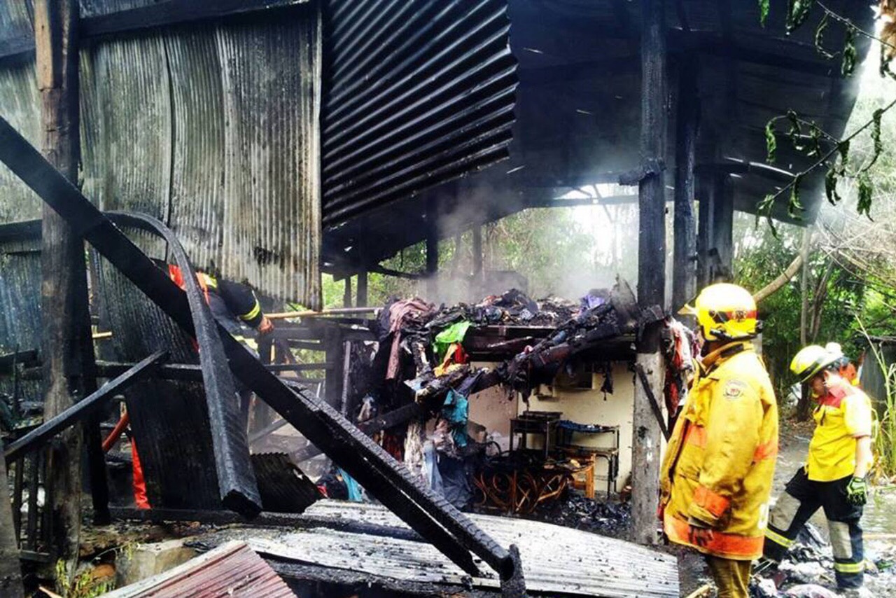 Abandoned House Catches Fire - Chiang Mai Citylife CityNews