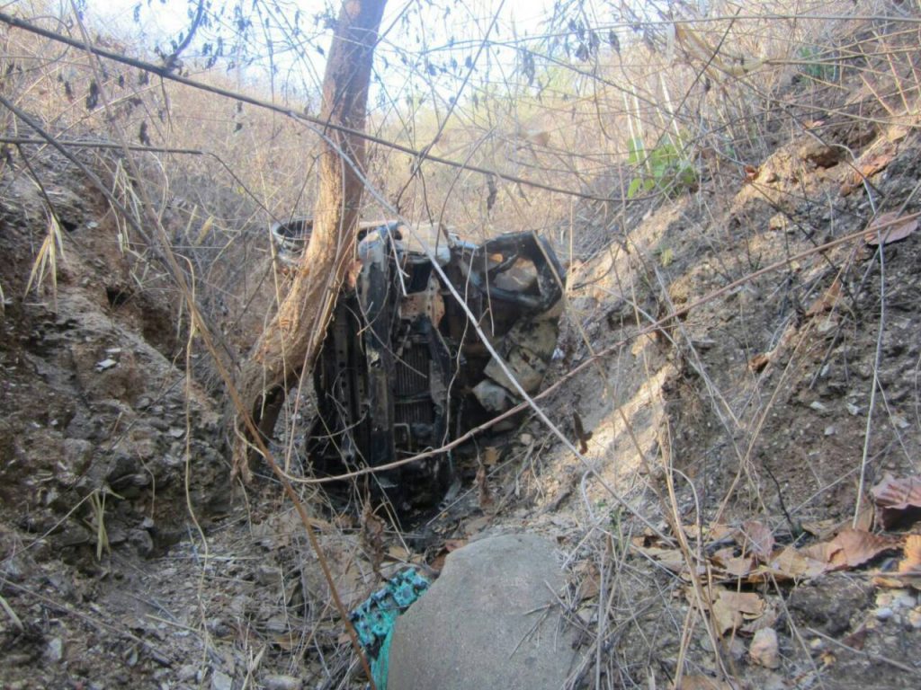 skeleton in car